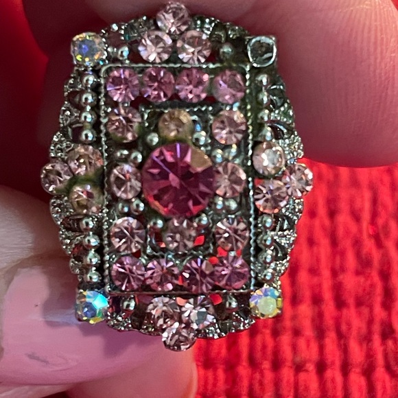 Vintage Art Deco Style Bubble Gum Pink Adjustable Ring - Picture 4 of 8